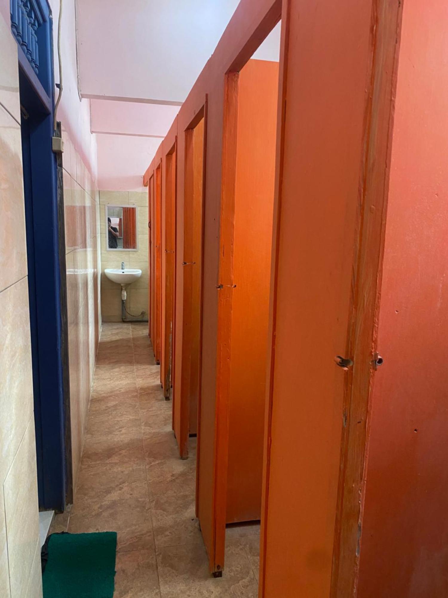 Cempaka Hostel Labuan Bajo Exterior photo